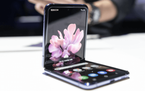 Foldable Phones Review