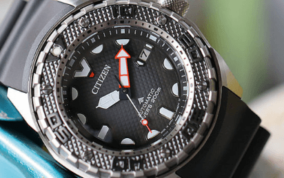 Quartz movement of Citizen Promaster Diver